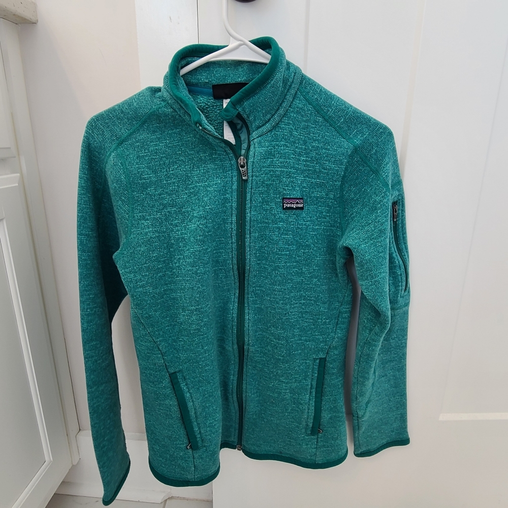 Womens Patagonia zip up in green - Picture 2 of 3